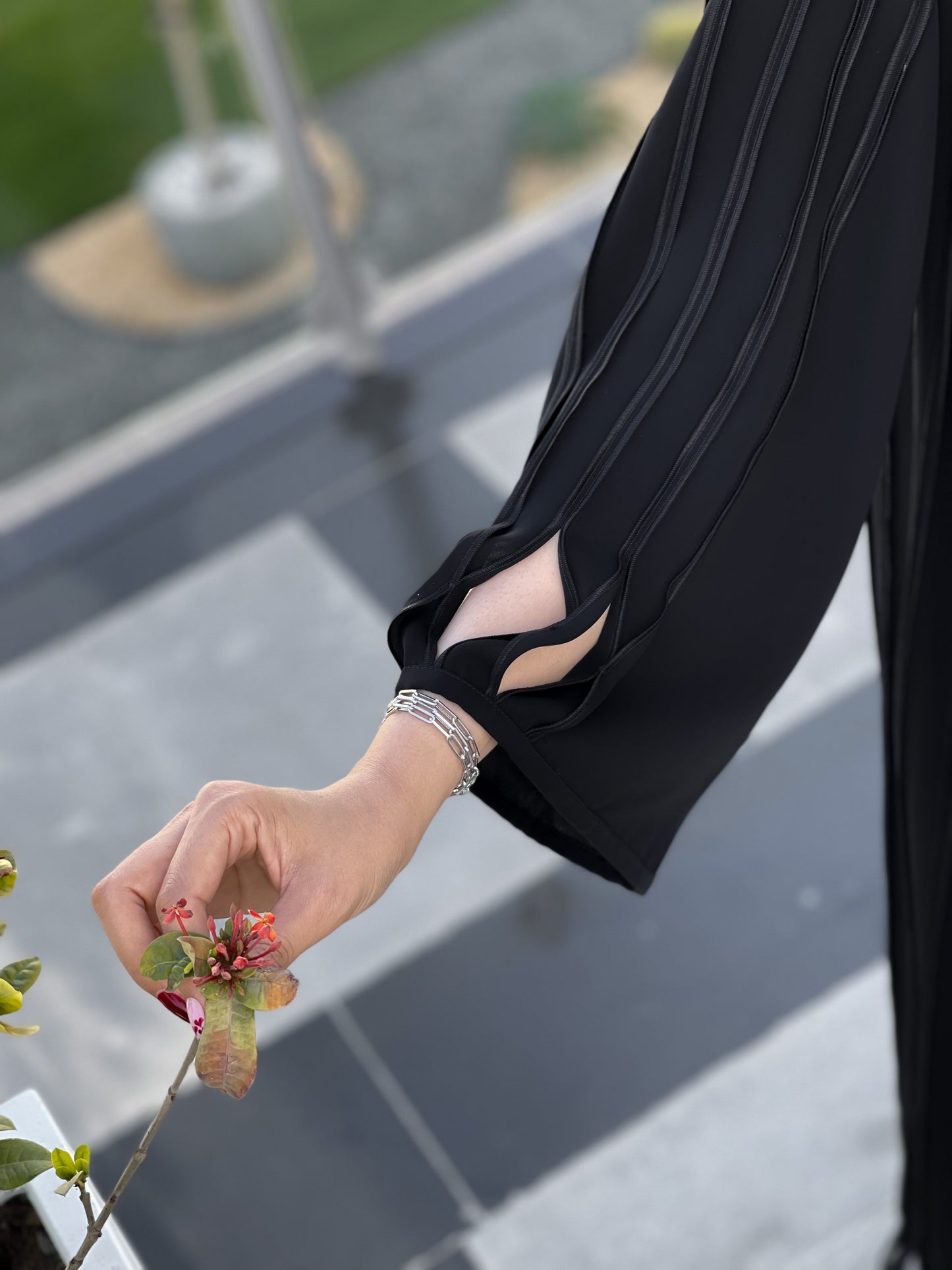 Nada Essence