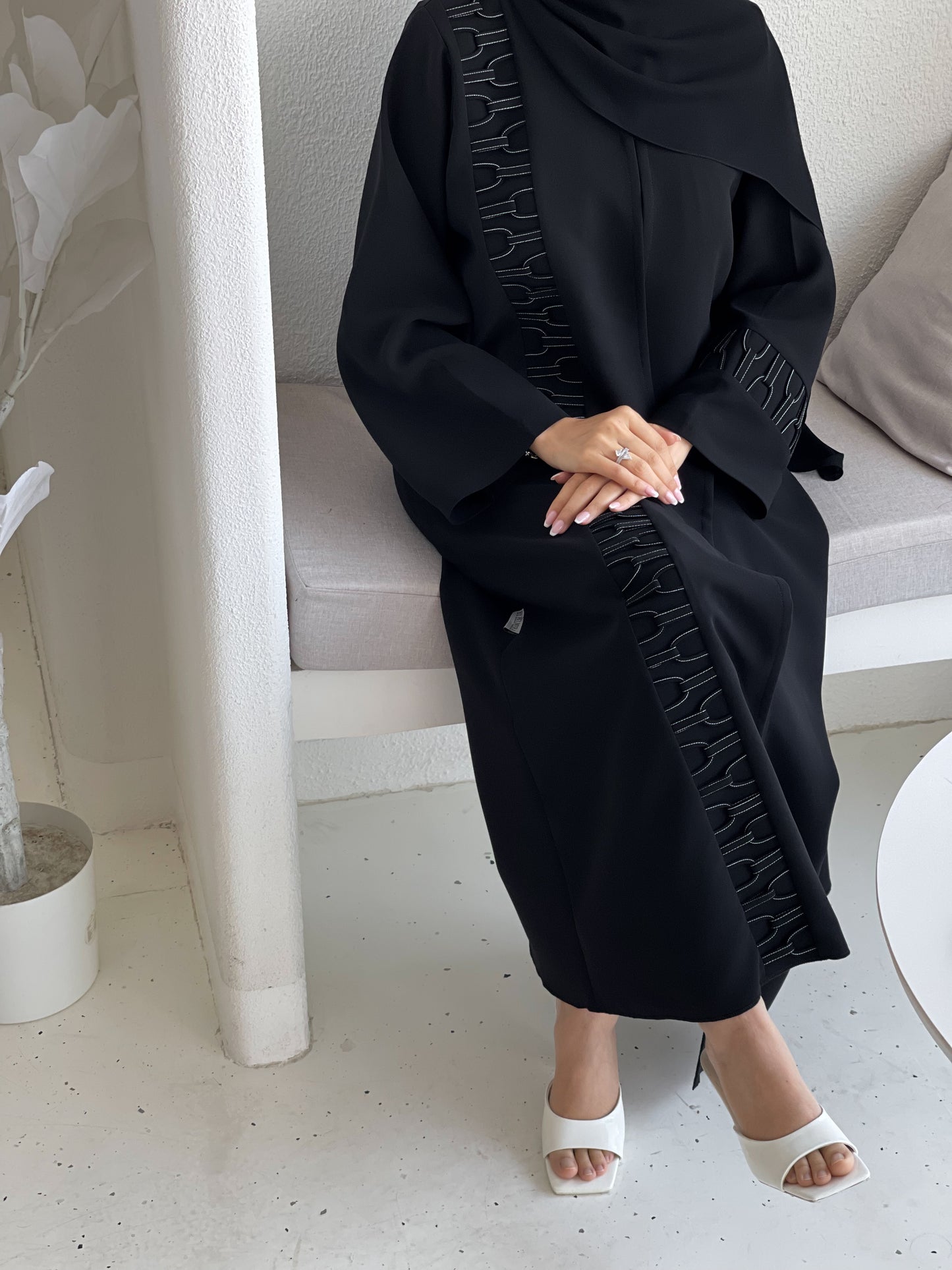 Shadow Embellish Abaya