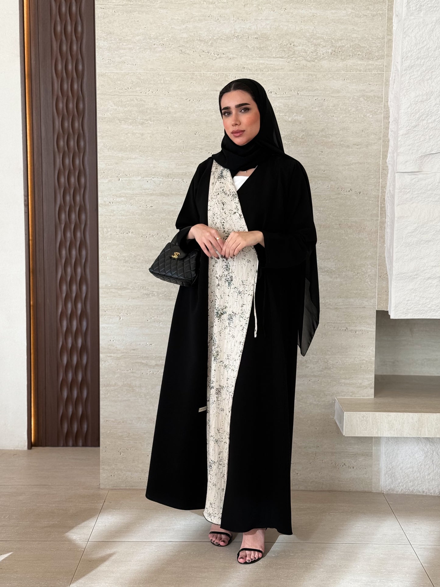 Casual abaya with a kloshe cut