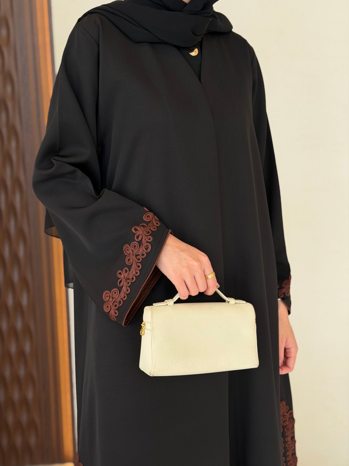 Abaya with soft brown detailing