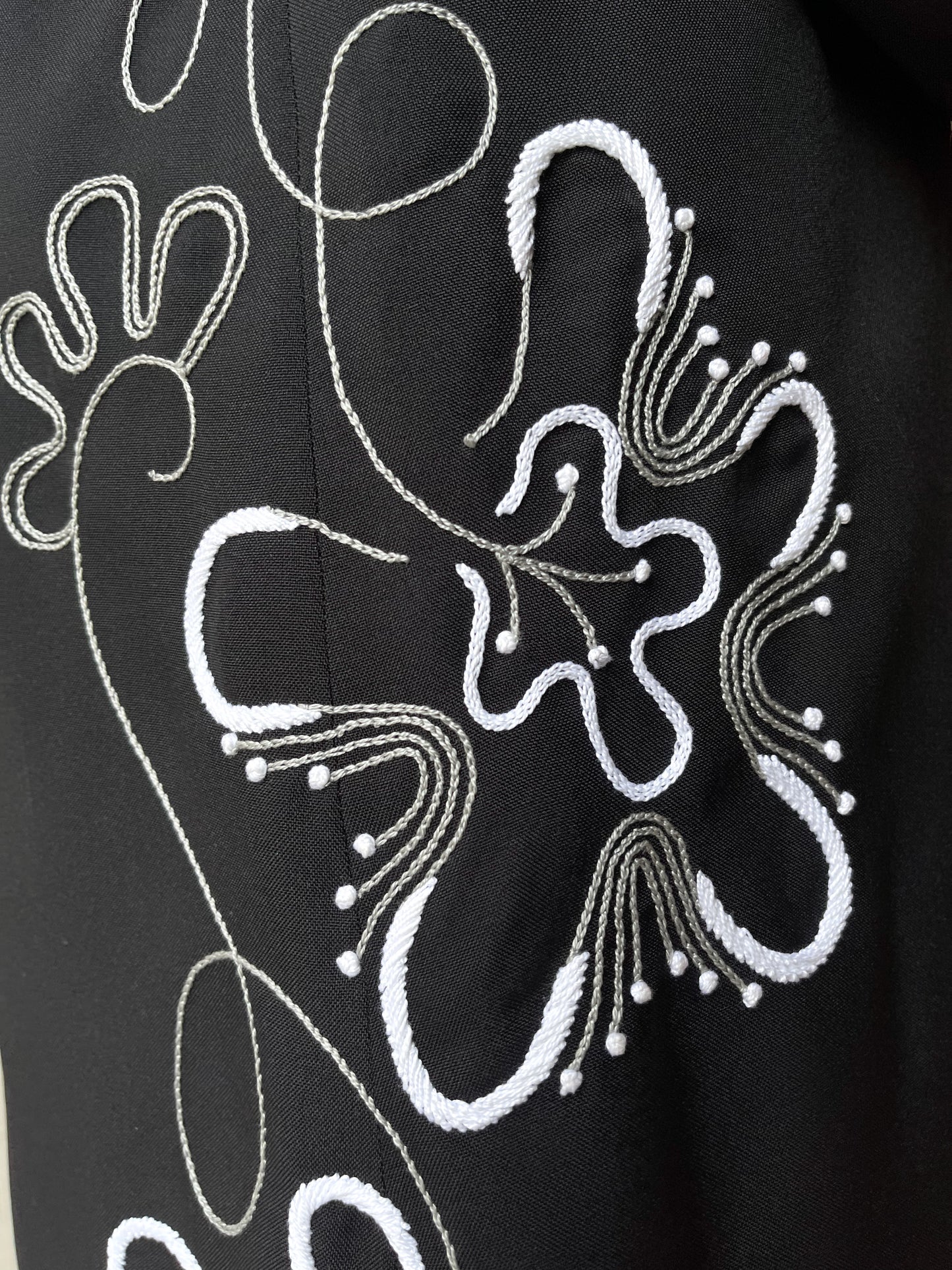 Ivory Whisper Abaya