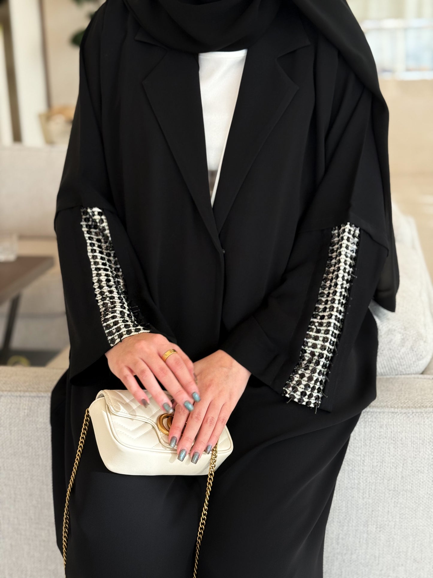 A casual abaya, perfect for work
