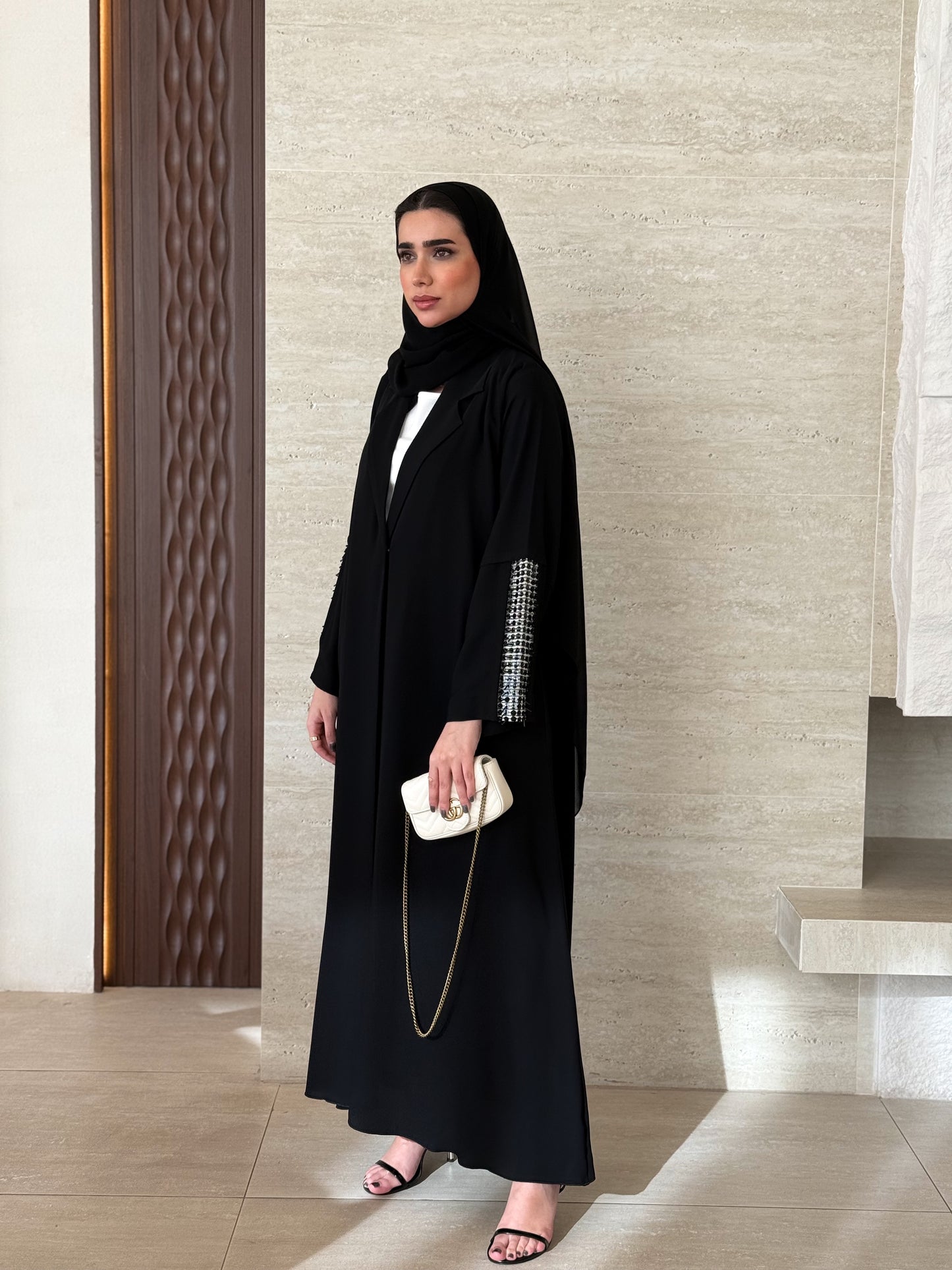 A casual abaya, perfect for work