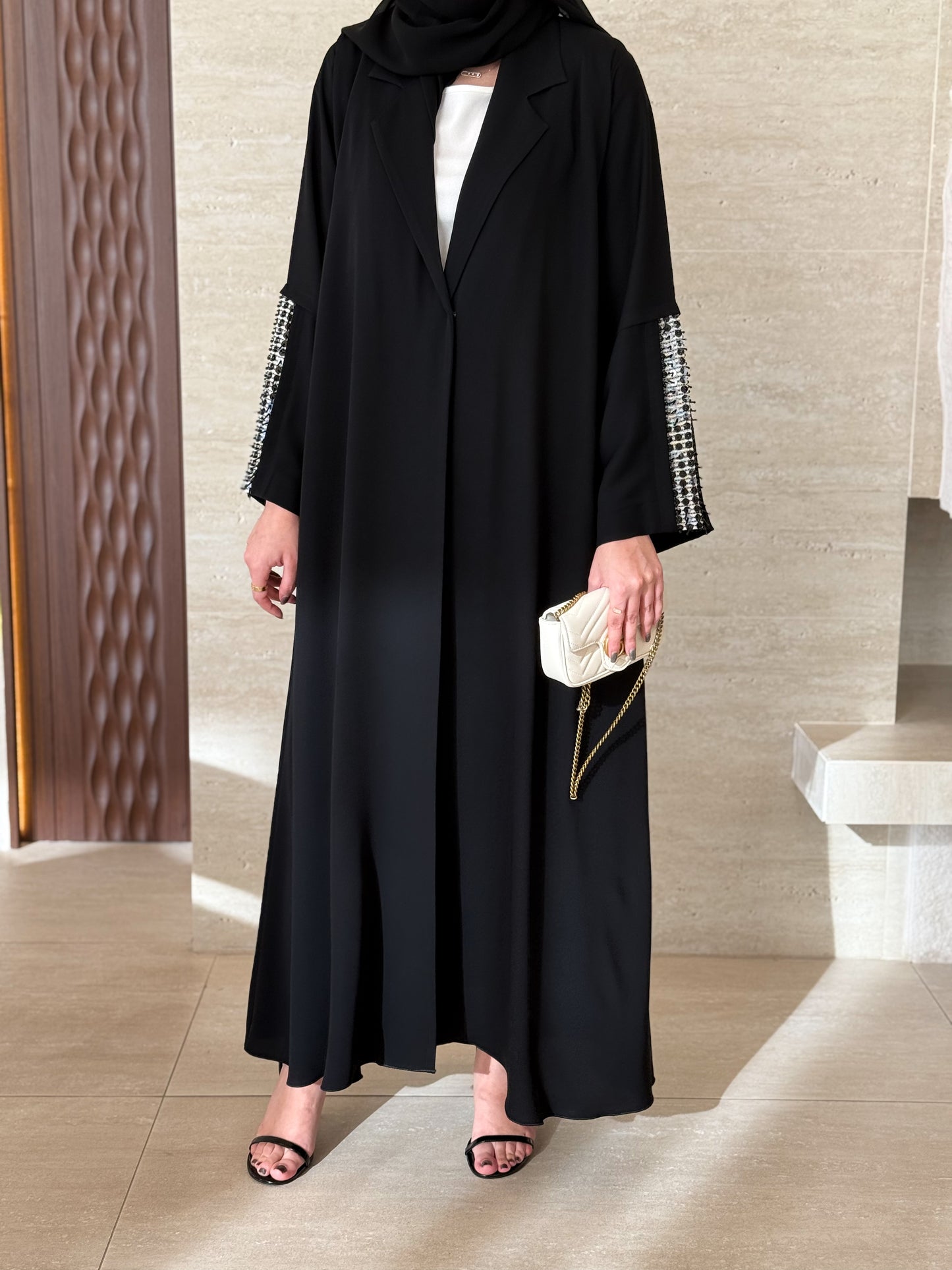 A casual abaya, perfect for work